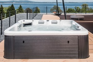 Whirlpool freistehend von Oceanus